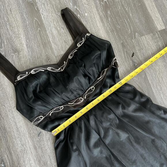 Vintage Pandora Black Nylon Chiffon Gown Silver lingerie nightgown size 36 - Picture 7 of 7